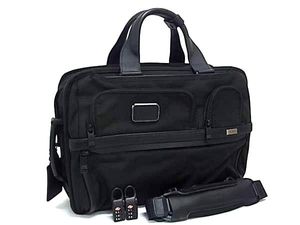 TUMI 3WAYのYahoo!オークション(旧ヤフオク!)の相場・価格を見る
