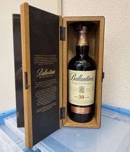 バランタイン 30年 箱のYahoo!オークション(旧ヤフオク!)の相場・価格