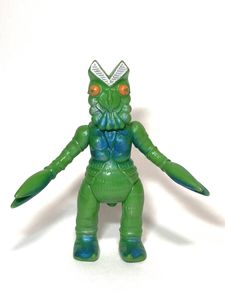 バルタン星人 当時物のYahoo!オークション(旧ヤフオク!)の相場・価格を