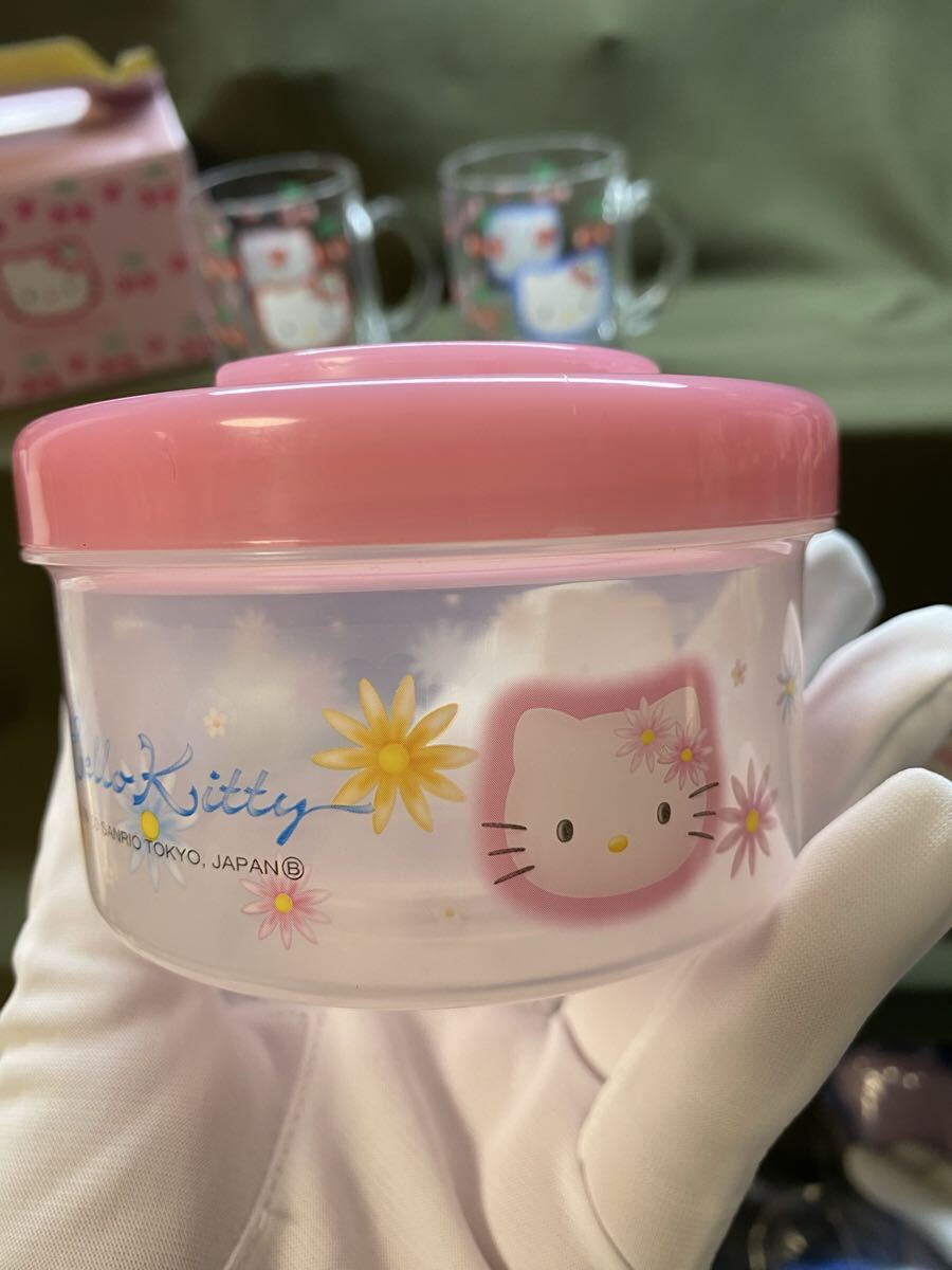 希少 サンリオ ハローキティ コップ 1998年 第一勧業銀行 非売品 平成