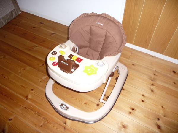 ベビークラフト歩行器dx 歩行器 売買されたオークション情報 Yahooの商品情報をアーカイブ公開 オークファン Aucfan Com