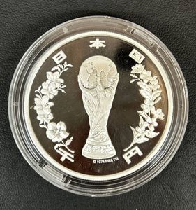 2002FIFAワールドカップ™ 純銀の中古価格は10,407円｜記念硬貨の新品