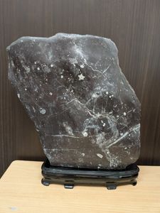 梅花石の値段と価格推移は？｜13件の売買データから梅花石の価値が