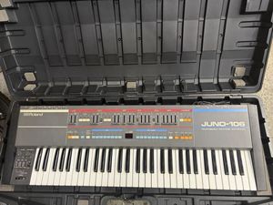 Roland Juno 6のYahoo!オークション(旧ヤフオク!)の相場・価格を見る