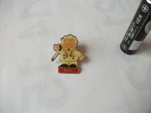 カーネルサンダースの値段と価格推移は？｜66件の売買データから