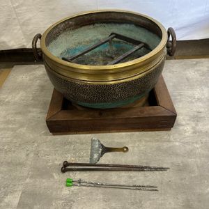G1261/真鍮製 火鉢（装飾あり・付属品付き） Yahoo!オークション