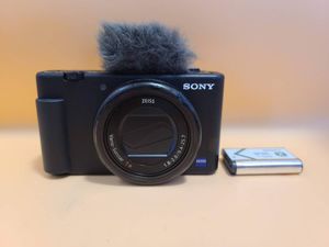 ZV-1の値段と価格推移は？｜106件の売買データからZV-1の価値がわかる