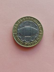 イギリス 2ポンド硬貨の値段と価格推移は？｜4件の売買データから