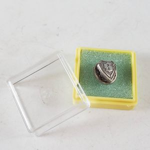 創価学会 バッジの値段と価格推移は？｜12件の売買データから創価学会