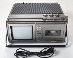 レトロ 日立カラーテレビの値段と価格推移は？｜4件の売買データから