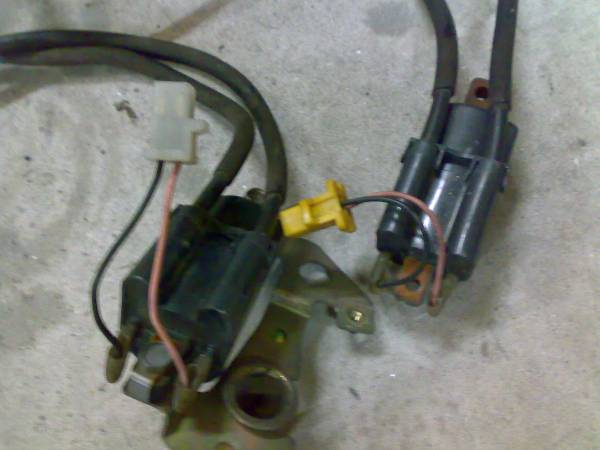 FZR250　イグニッションコイル　３LN_2