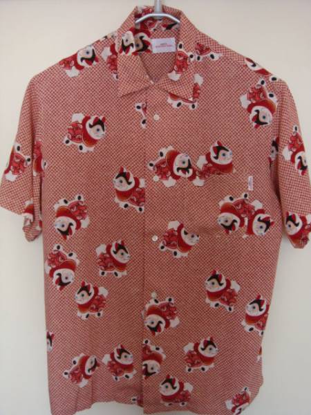 美品◇ISAO KANEKO◇カネコイサオ◇相撲柄アロハシャツ◇赤 メンズ カネコイサオ 犬張子柄 アロハ シャツ USED(カネコイサオ