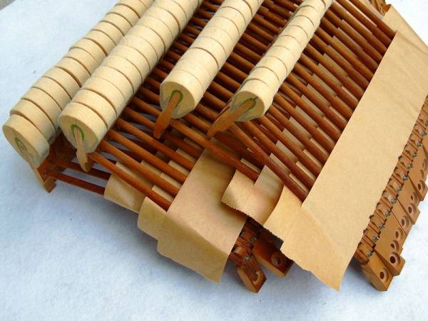 ヤマハグランドピアノ用ハンマーアッセンブリー（ジャンク部品）_3