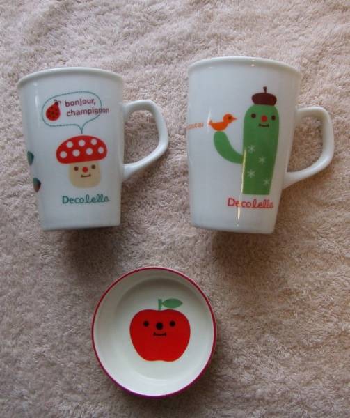 中古・DECOLE　デコレ　マグカップ　2個＋小皿_1