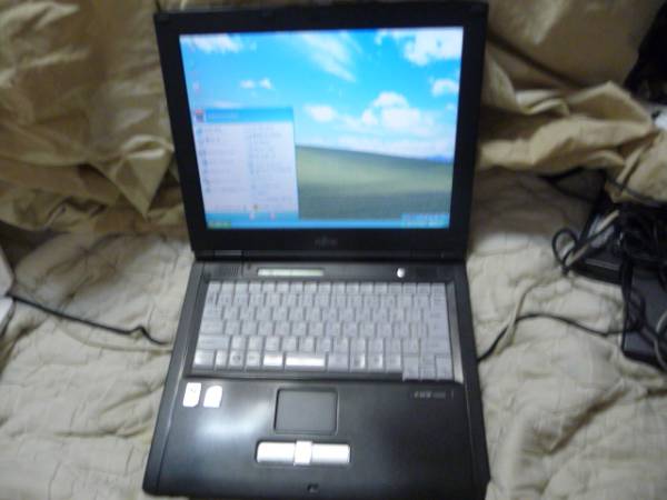 FMV-C8250 (Core2Duo T5500、1G、40G、コンボ、XPリカバリ)_1