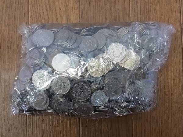 アミューズメントゲーム用コイン メダル 1袋 約500枚 パチスロ実機 売買されたオークション情報 Yahooの商品情報をアーカイブ公開 オークファン Aucfan Com アミューズメントゲーム用コイン メダル 1袋 約500枚 パチスロ実機 売買されたオークション情報 Yahooの商品情報をアーカイブ公開 オークファン Aucfan Com