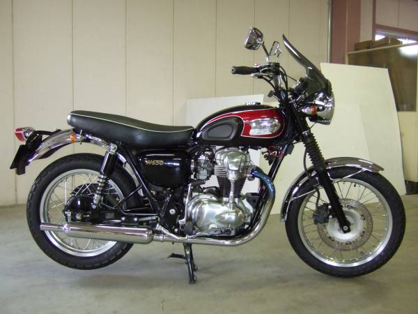 美車 カワサキW650 H12年式 赤黒 個人出品 (401cc-750cc)｜売買された 