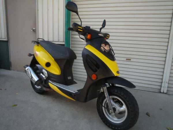 キムコ Topboy50 Tb50 台湾スクーター オフロード原付50cc キムコ 売買されたオークション情報 Yahooの商品情報をアーカイブ公開 オークファン Aucfan Com