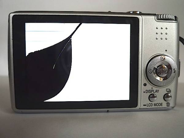 ジャンク品　デジタルカメラ＜Panasonic DMC-FX01-S＞_3