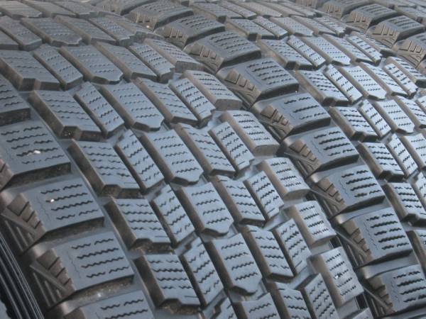 1円～バリ山ダンロップGRAND TREK SJ 275/70R16 4本set【A1670】_3