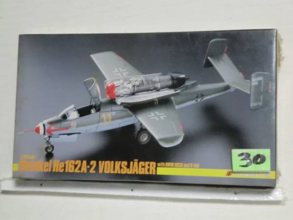 Maquette Trimaster 1/48 – Heinkel He162A-2 Volksjäger Avion Militaire