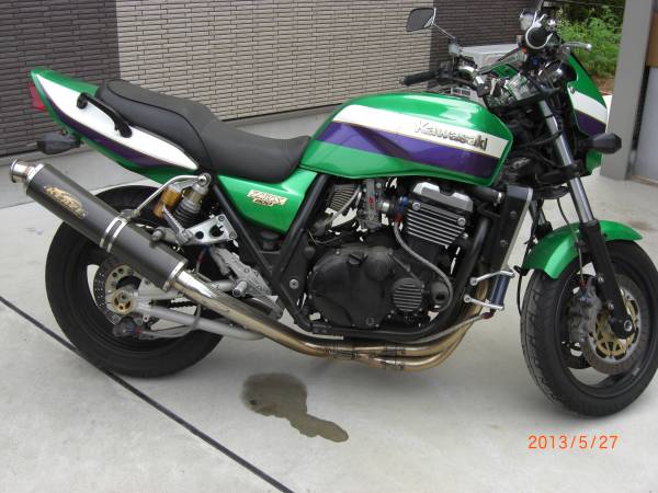 Zrx1100 逆車 ｆｃｒ他カスタムパーツ多数 751cc以上 売買されたオークション情報 Yahooの商品情報をアーカイブ公開 オークファン Aucfan Com