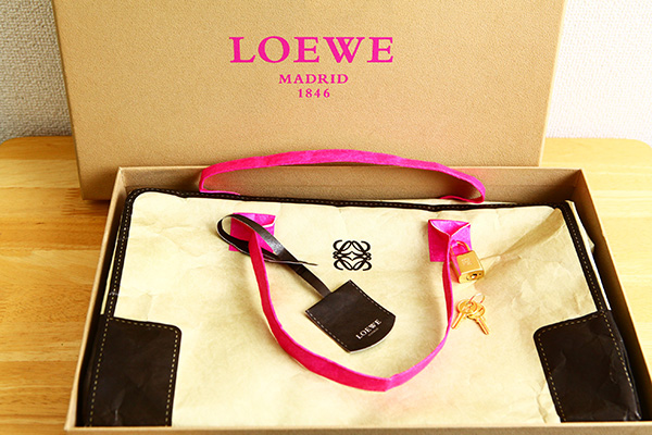 超レア パリコレ関係者ノベルティ♪LOEWEロエベ♪ハンドバッグ 