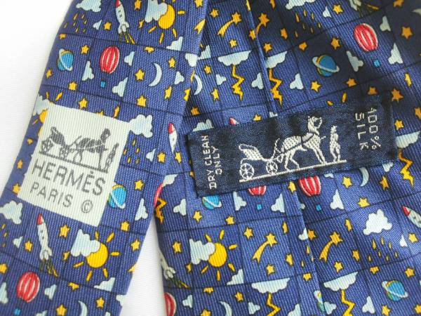 エルメス　HERMES 宇宙柄　ネクタイ　正規品 現行タグ エルメス HERMES ネクタイ 星 宇宙柄 シルク ビジネス - メルカリ