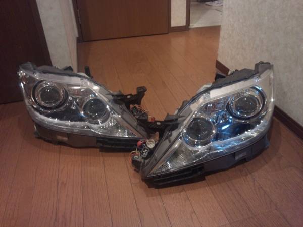 ＬＳ４６０　中期　ヘッドライト　外装パーツ_1