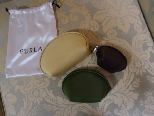 美品【FURLA フルラ】レザーポーチセット