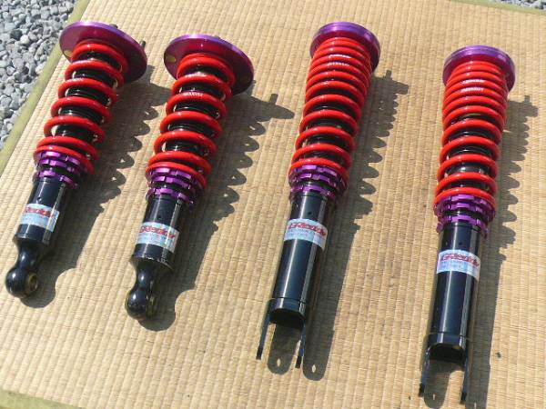 R32 Bnr32 スカイライン トラスト車高調キット 結構 サスペンションキット 一式 売買されたオークション情報 Yahooの商品情報をアーカイブ公開 オークファン Aucfan Com