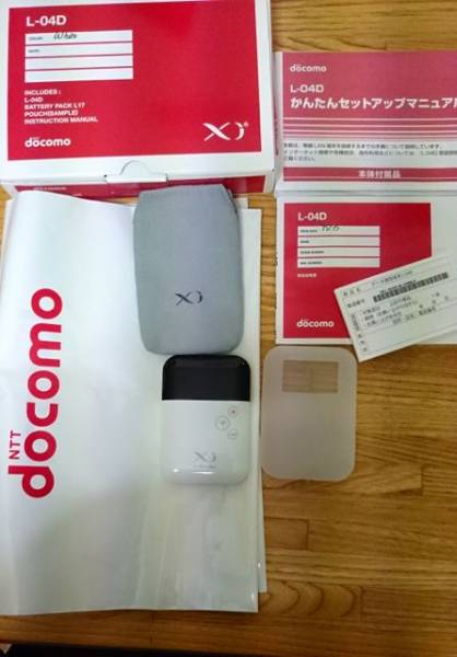 美品！docomo ドコモ L-04D モバイル Wi-Fiルーター ホワイト_1