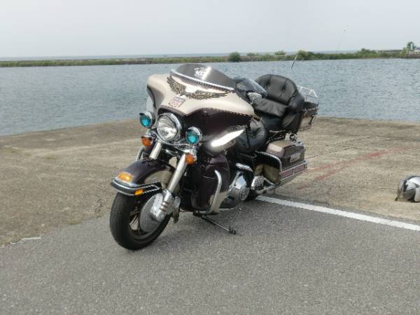95周年限定車：1998年式FLHTCUーI 1340 (ツーリング 