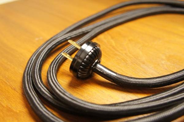 レトロ電源コード 丸打ちコード プラグ付 2m Rfコード 7a 黒 その他 売買されたオークション情報 Yahooの商品情報をアーカイブ公開 オークファン Aucfan Com