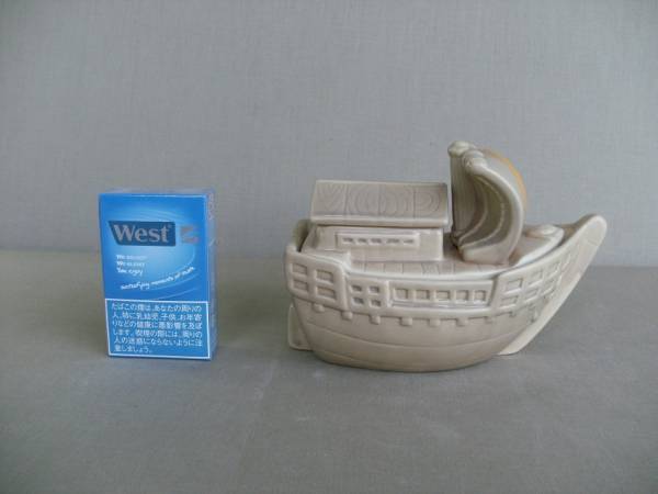 昭和レトロ 珍しい駅弁容器 高松駅弁 陶器製の金比羅丸 無傷 弁当箱 売買されたオークション情報 Yahooの商品情報をアーカイブ公開 オークファン Aucfan Com