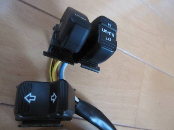 デイトナハーレーウインカースイッチキットxlスポーツスター ハーレーダビッドソン用 売買されたオークション情報 Yahooの商品情報をアーカイブ公開 オークファン Aucfan Com