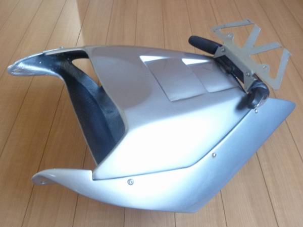 mad doctor製RC211Vタイプシートカウル CBR1000RR SC57(リア)｜売買