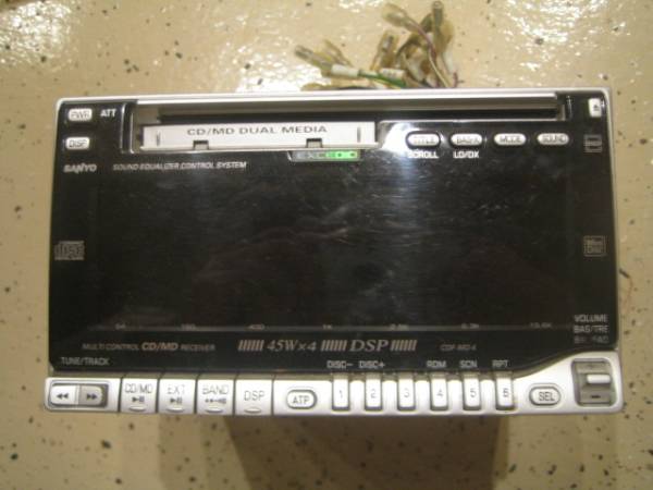 SANYO CDF - MD4(CD＆MDプレイヤー)｜売買されたオークション情報