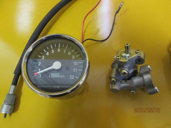希少 KSR-2 80用 機械式タコメータセット オイルポンプ中古(カワサキ用