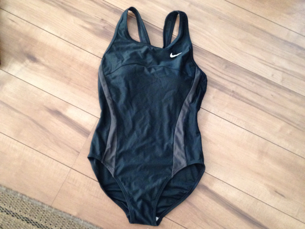 Nike ナイキ 水着 女性用 ブラパッド付 ワンピース 売買されたオークション情報 Yahooの商品情報をアーカイブ公開 オークファン Aucfan Com