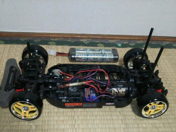 タミヤ1/10RCカーTT01本体[中古] S15シルビアあずにゃん痛車風(自動車