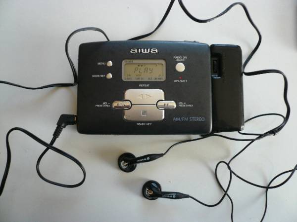 aiwa HS-RX470 カセットプレーヤー B78 AIWA HS-RL50 ラジオ カセット