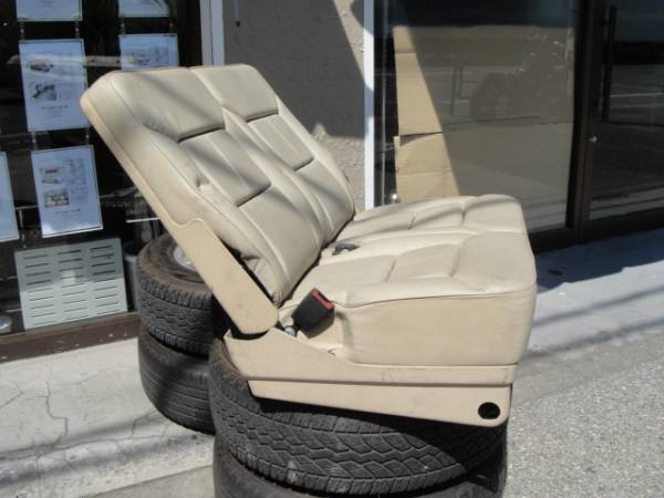 W463 ゲレンデ ｇ５００ ｇ５５ リクライニング リアシート メルセデス ベンツ用 売買されたオークション情報 Yahooの商品情報をアーカイブ公開 オークファン Aucfan Com