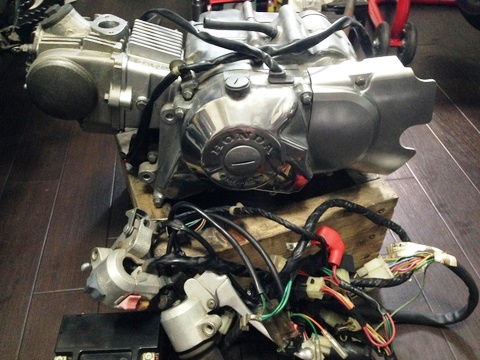ジョルカブエンジン 88cc セル付 ハーネス付 検）モンキー(エンジン