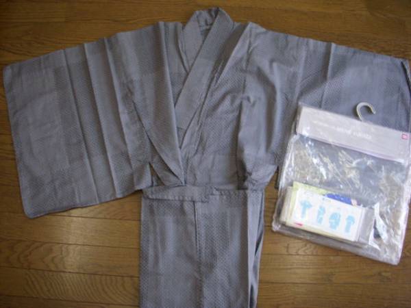 ユニクロ 男性 メンズ 浴衣 帯付き 着付説明書付 その他 売買されたオークション情報 Yahooの商品情報をアーカイブ公開 オークファン Aucfan Com