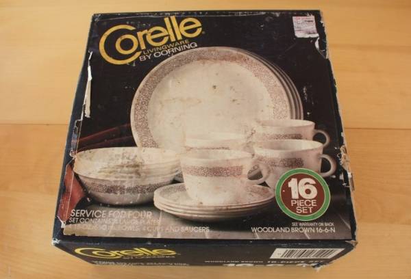 箱入 16Pセット! ■ パイレックス コレール ウッドランド