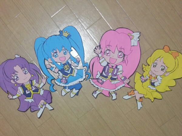 壁面飾り プリキュア 幼稚園 保育園 誕生日 病院等にどうぞ 画用紙 売買されたオークション情報 Yahooの商品情報をアーカイブ公開 オークファン Aucfan Com