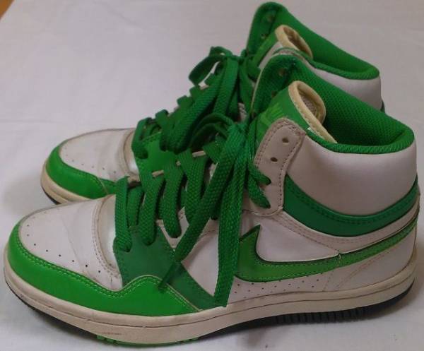 ナイキ ハイカット バスケットシューズ 緑/白 NIKE ハイカットシューズ 緑/白 ナイキ ハイカット バスケットシューズ