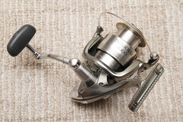 01ツインパワー4000 機構良好 シマノ 売買されたオークション情報 Yahooの商品情報をアーカイブ公開 オークファン Aucfan Com