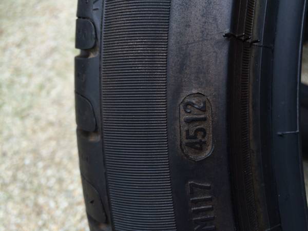 アウディ　A５　新車取外　生タイヤ４本245/40R18 93Y ピレりP7_1